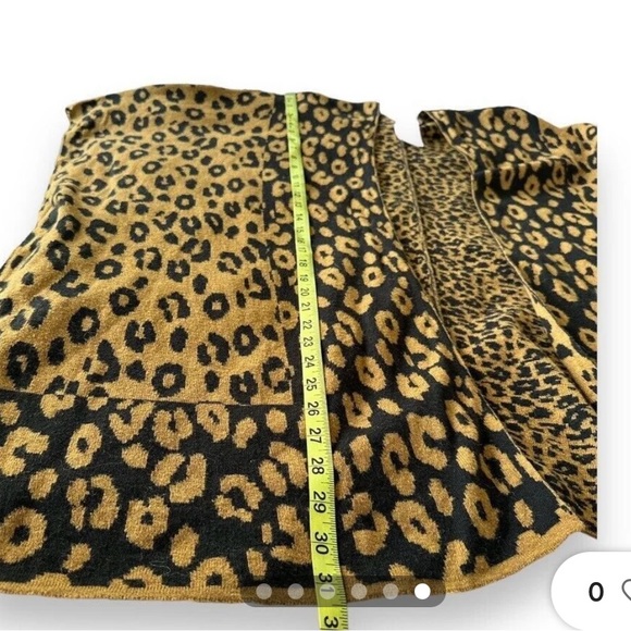 Chico’s Leopard Sweater Ruana Size Small - Picture 9 of 9